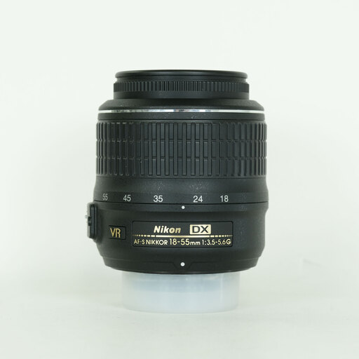 Nikon AF-S DX NIKKOR 18-55mm f3.5-5.6G VR II