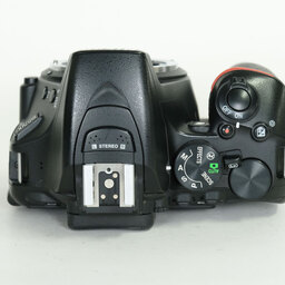 Nikon D5500