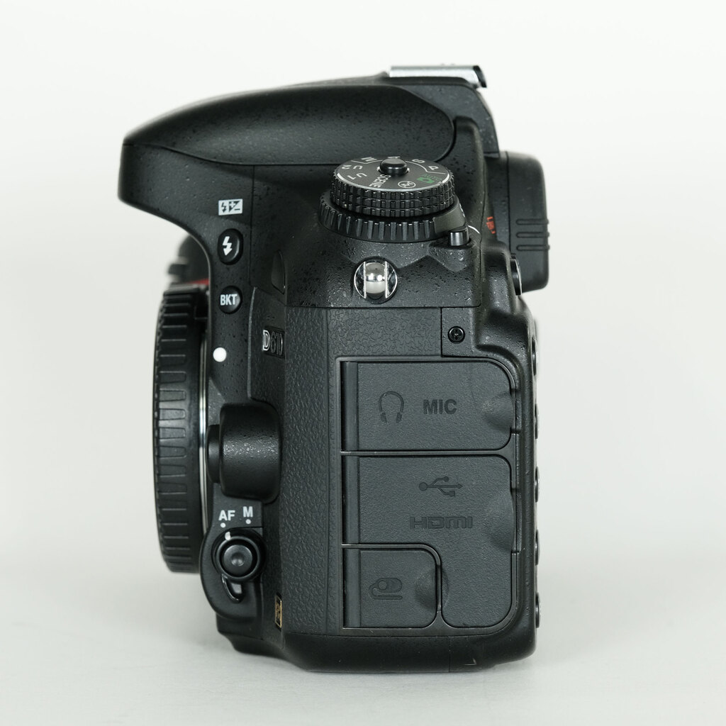 Nikon D610