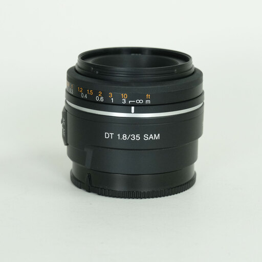 SONY DT 35mm F1.8 SAM SAL35F18