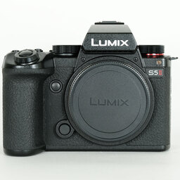 Panasonic LUMIX S5II DC-S5M2