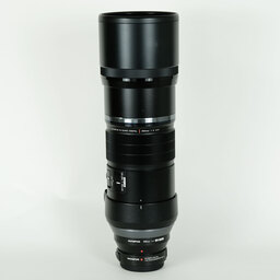 OLYMPUS M.ZUIKO DIGITAL ED 300mm F4.0 IS PRO