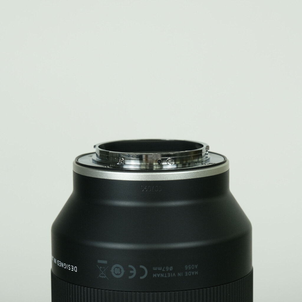 TAMRON 70-180mm F/2.8 Di III VXD (Model A056) [ ソニーE用 ]