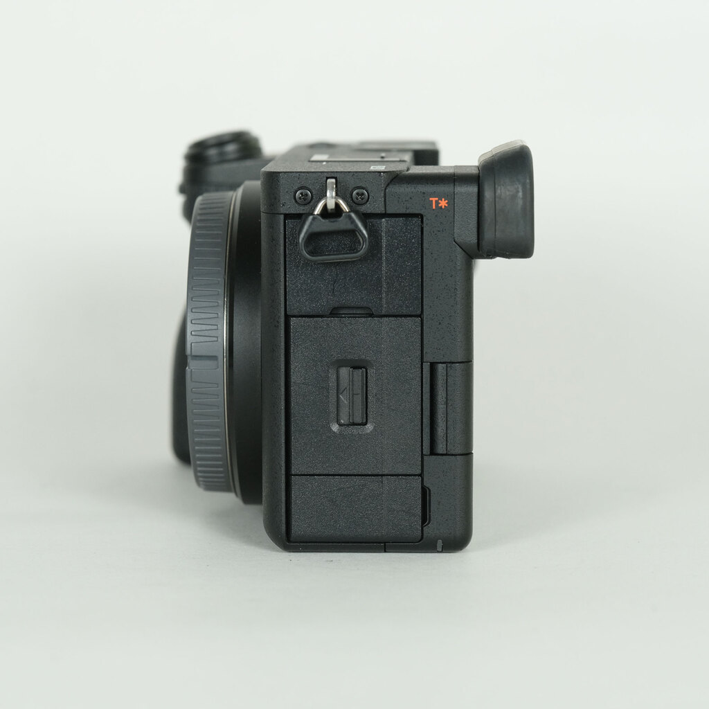 SONY α6700(ILCE-6700) SONY α6700(ILCE-6700)