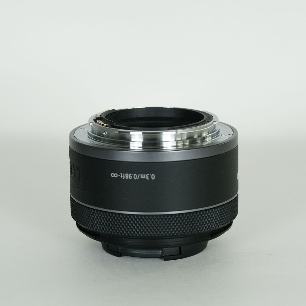 Canon RF50mm F1.8 STM