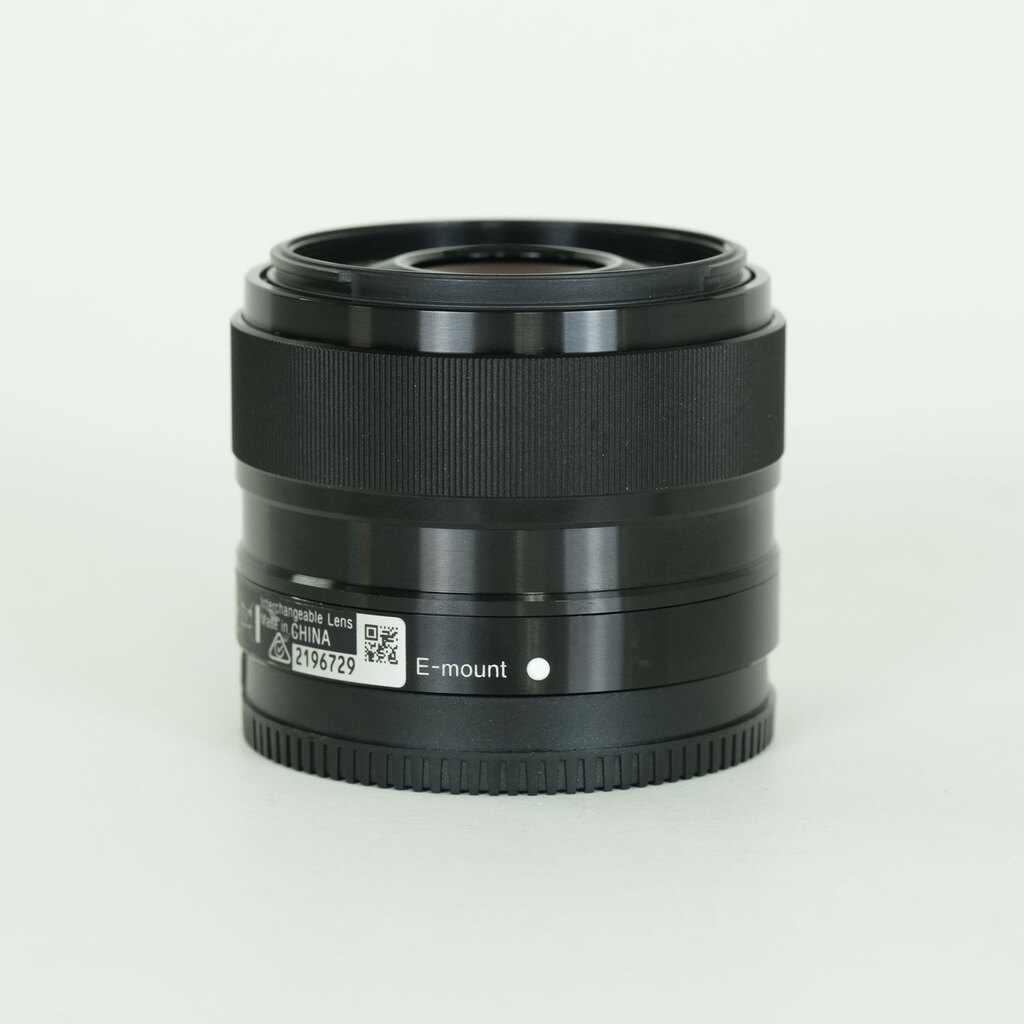 SONY E 35mm F1.8 OSS SEL35F18