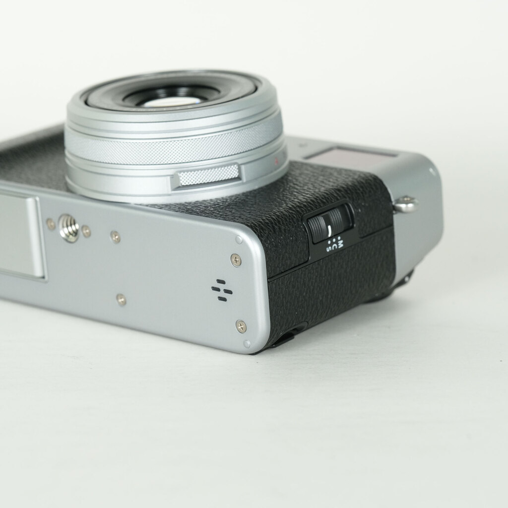 FUJIFILM X100VI