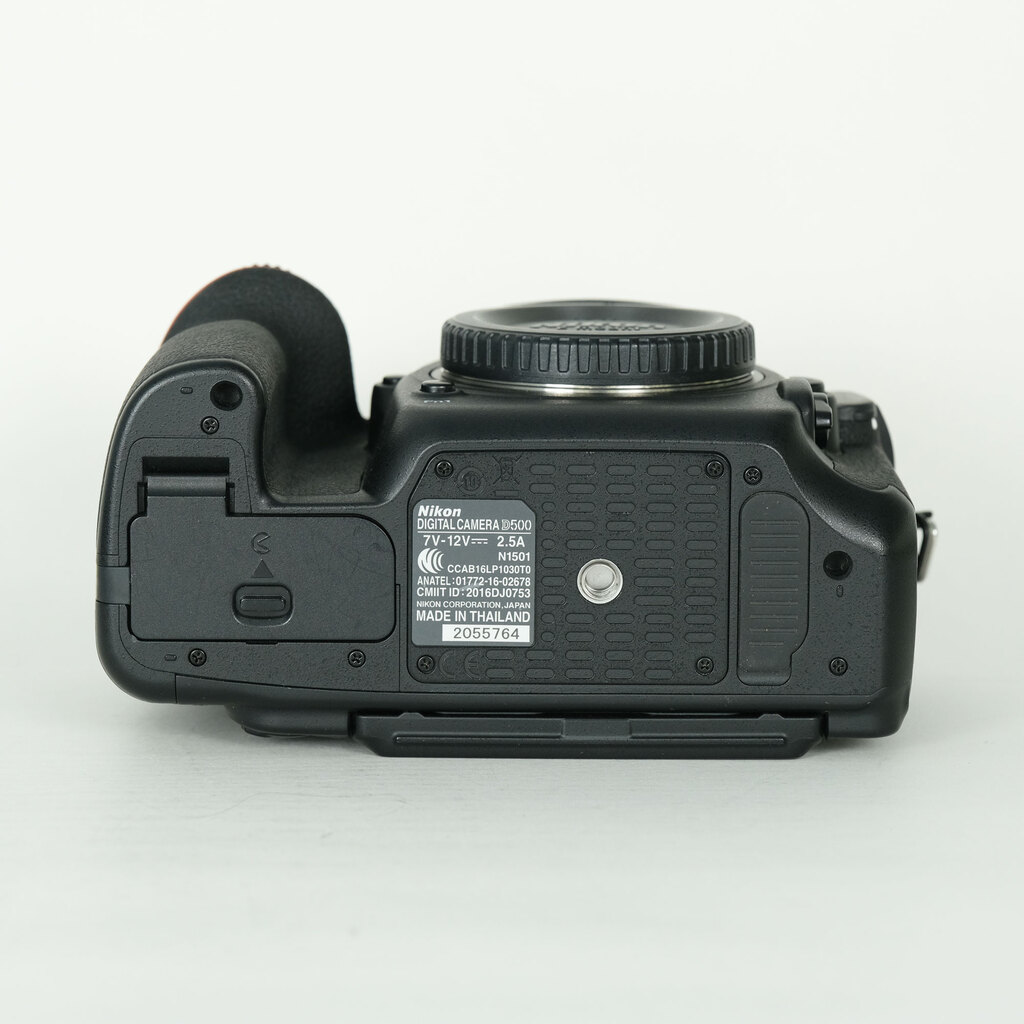 Nikon D500