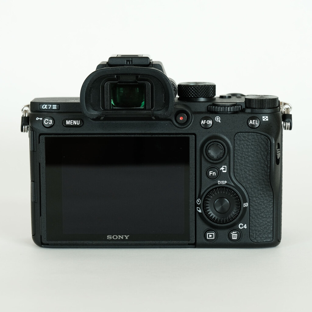 SONY α7 III(ILCE-7M3) SONY α7 III(ILCE-7M3)