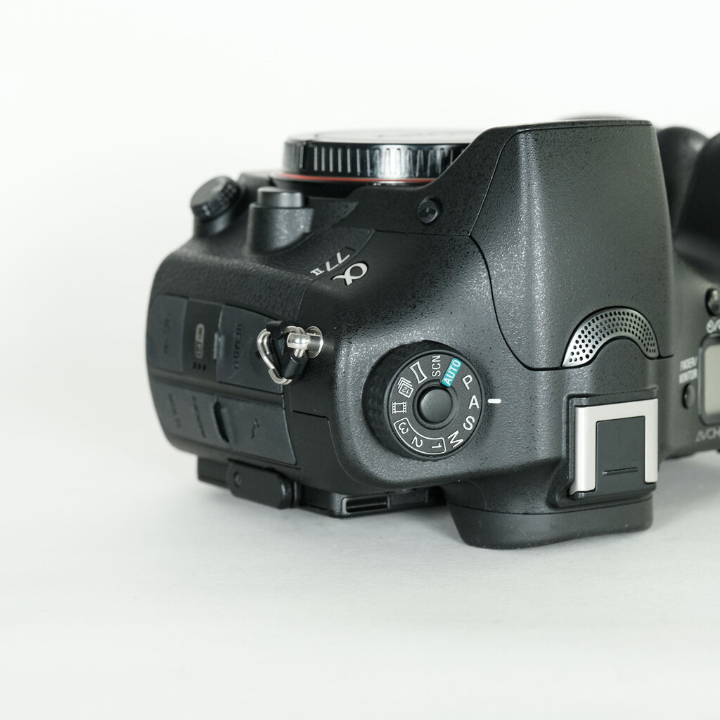 SONY α77IIボディ ILCA-77M2の出品 | ONE SCENE（ワンシーン）