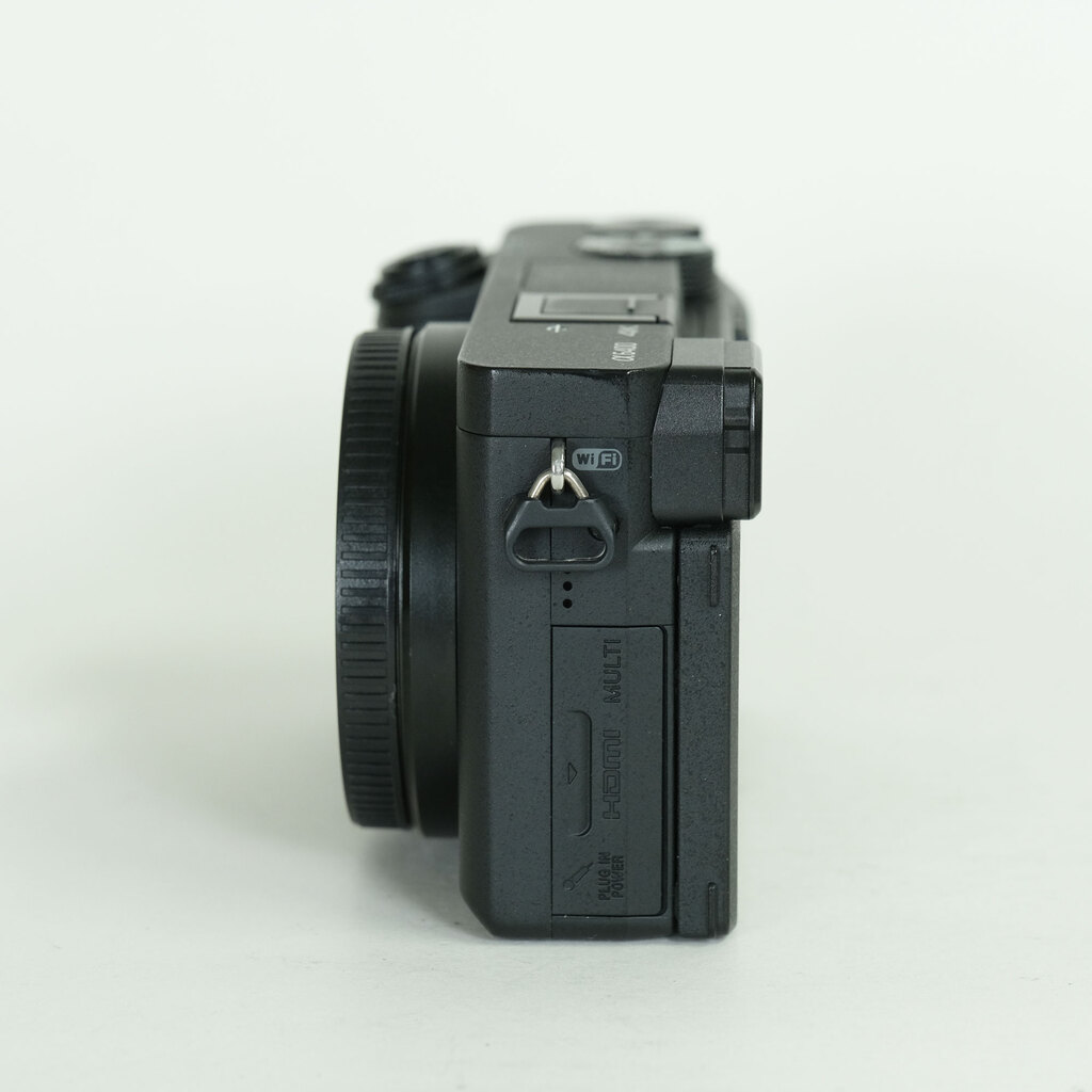 SONY α6400(ILCE-6400) SONY α6400(ILCE-6400)
