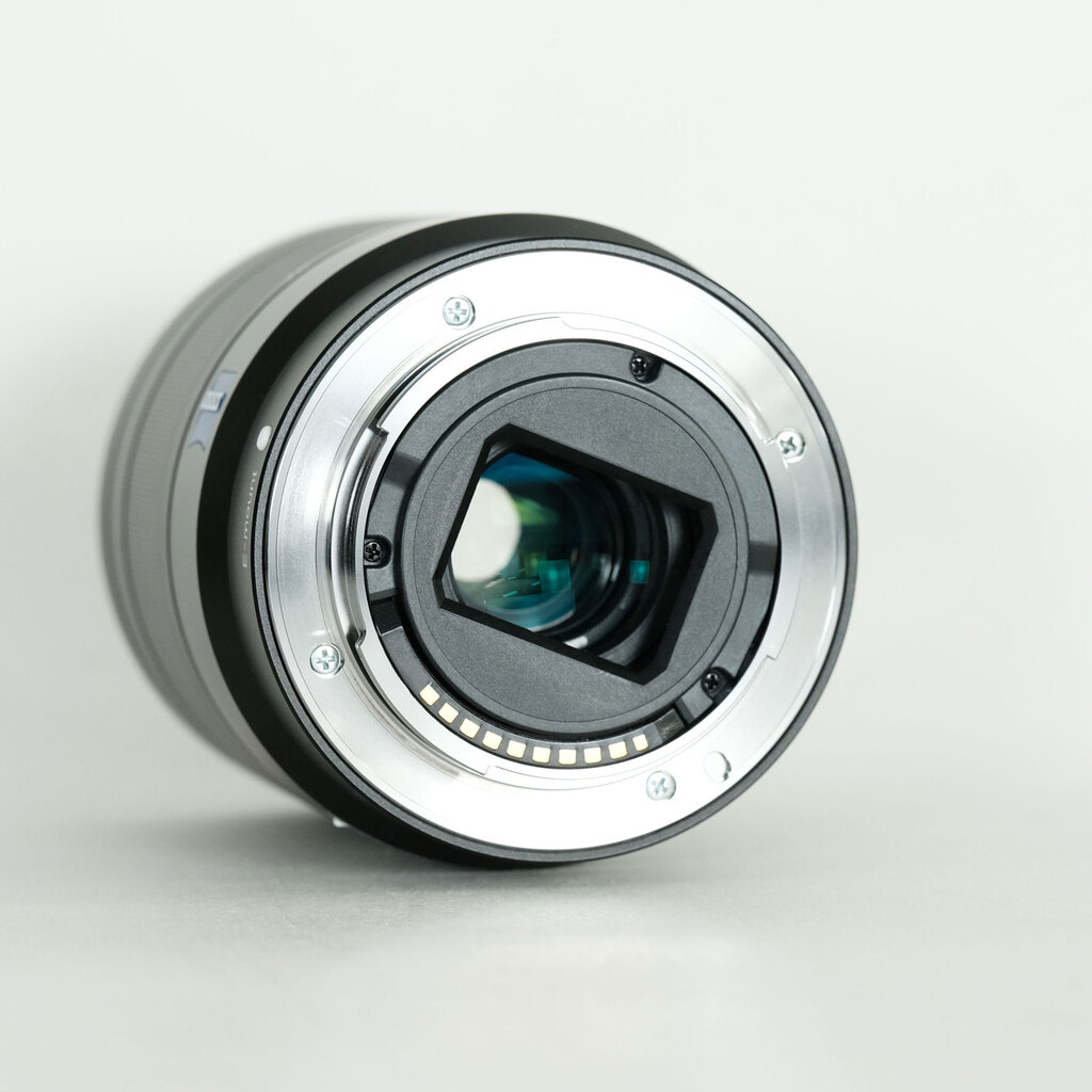 SONY Vario-Tessar T＊ E 16-70mm F4 ZA OSS SEL1670Z