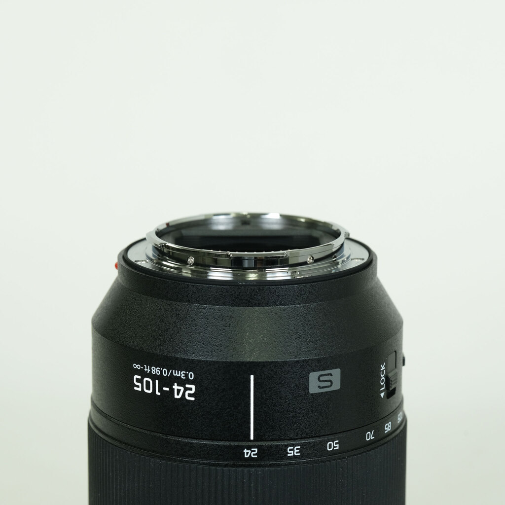 Panasonic LUMIX S 24-105mm F4 MACRO O.I.S.