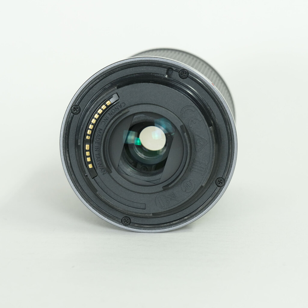 Canon RF-S18-150mm F3.5-6.3 IS STM