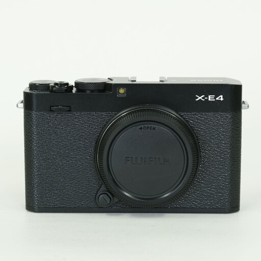 FUJIFILM X-E4