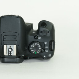 Canon EOS Kiss X7i