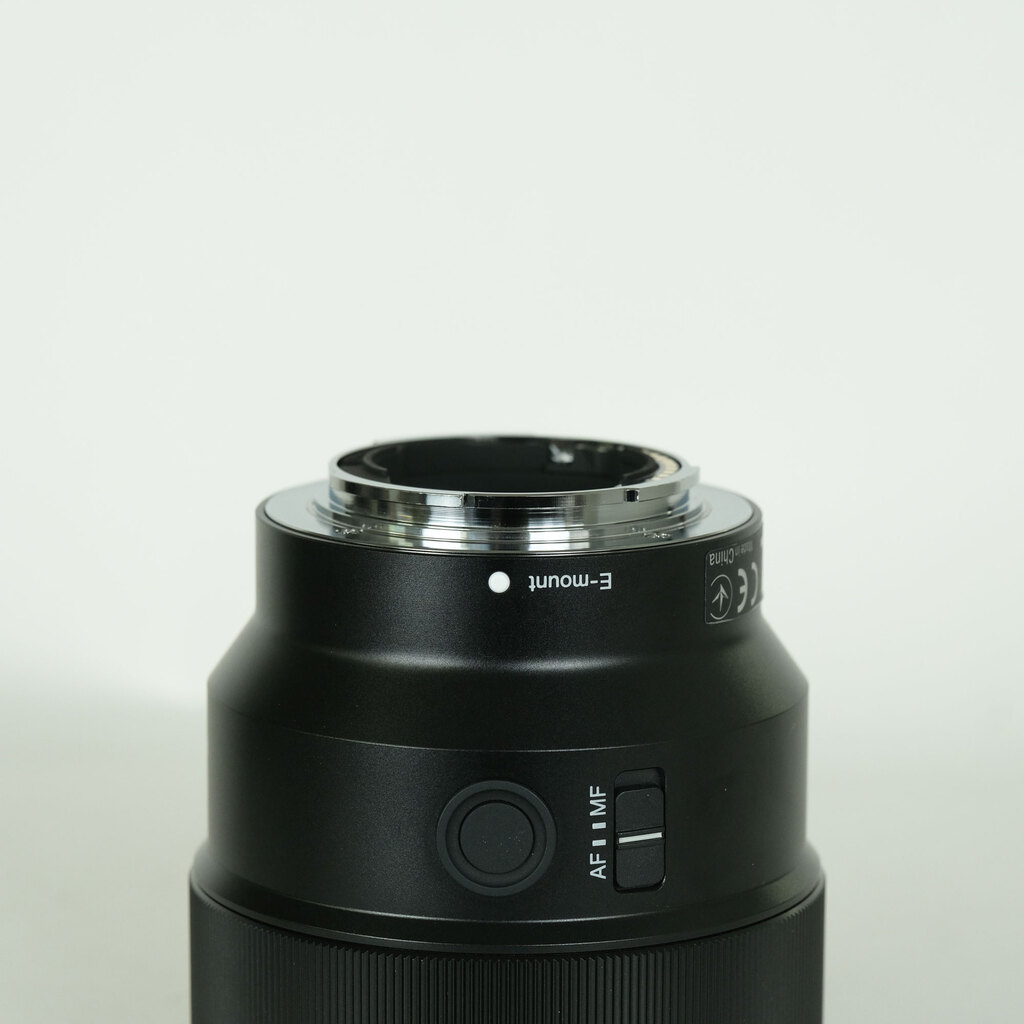 SONY FE 85mm F1.8 SEL85F18