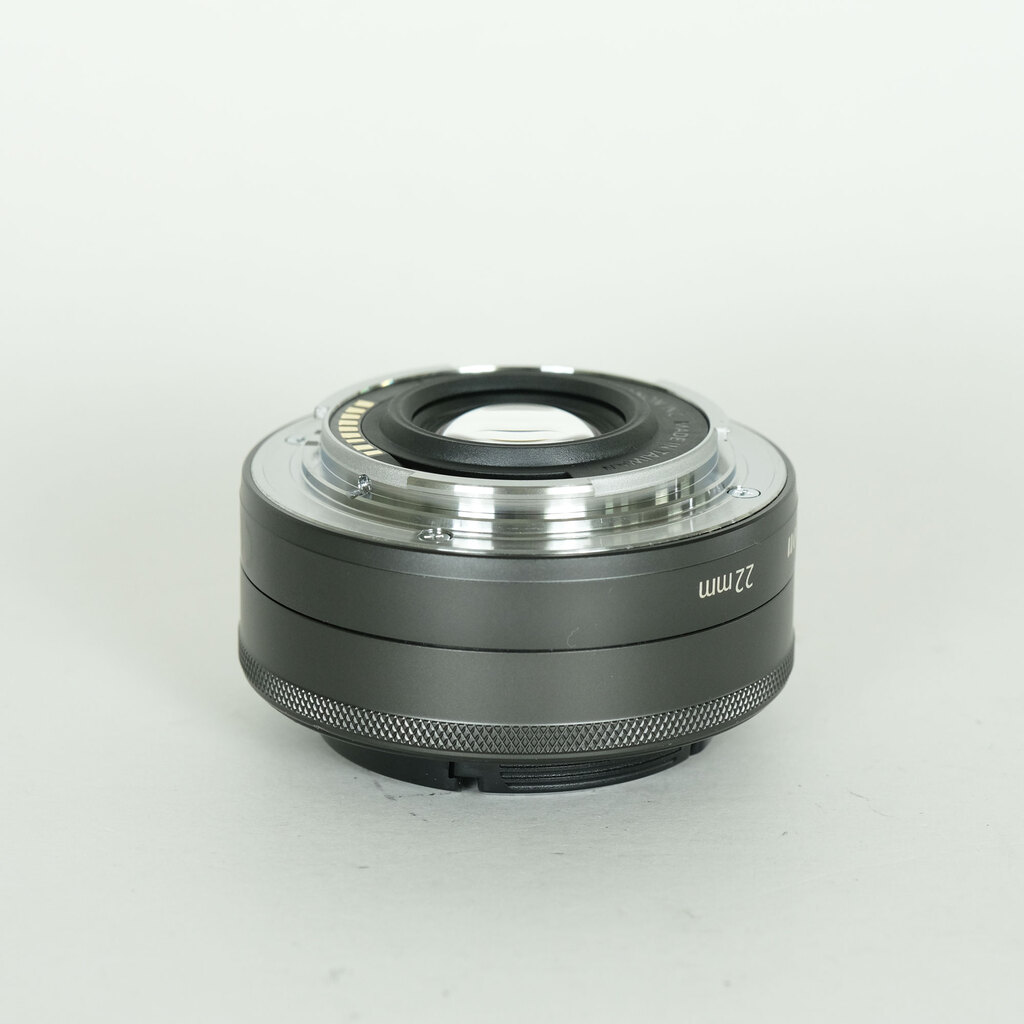 Canon EF-M22mm F2 STM Canon EF-M22mm F2 STM