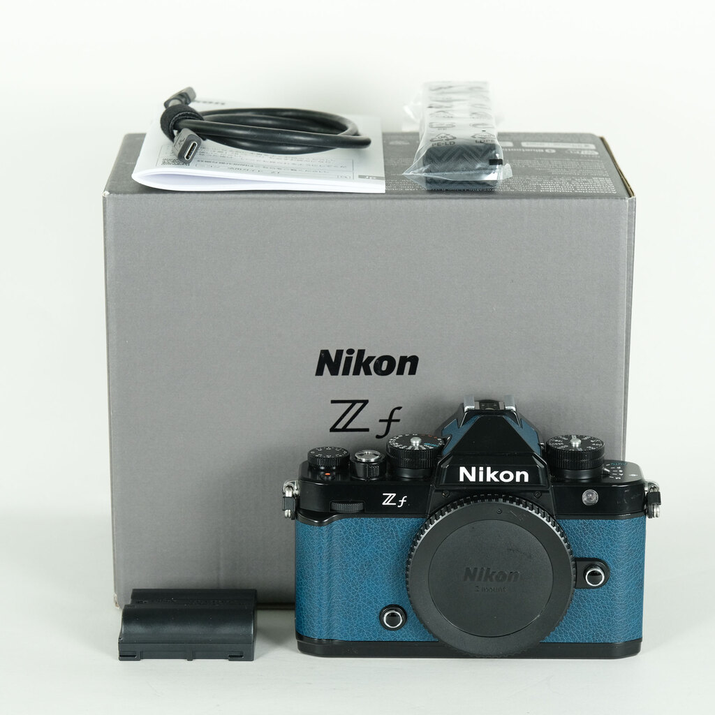 Nikon Z f プレミアムエクステリア張替済みの出品 | ONE SCENE（ワン
