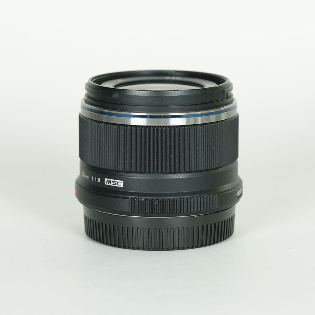 OLYMPUS M.ZUIKO DIGITAL 25mm F1.8 OLYMPUS M.ZUIKO DIGITAL 25mm F1.8