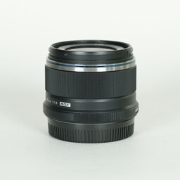 OLYMPUS M.ZUIKO DIGITAL 25mm F1.8 OLYMPUS M.ZUIKO DIGITAL 25mm F1.8