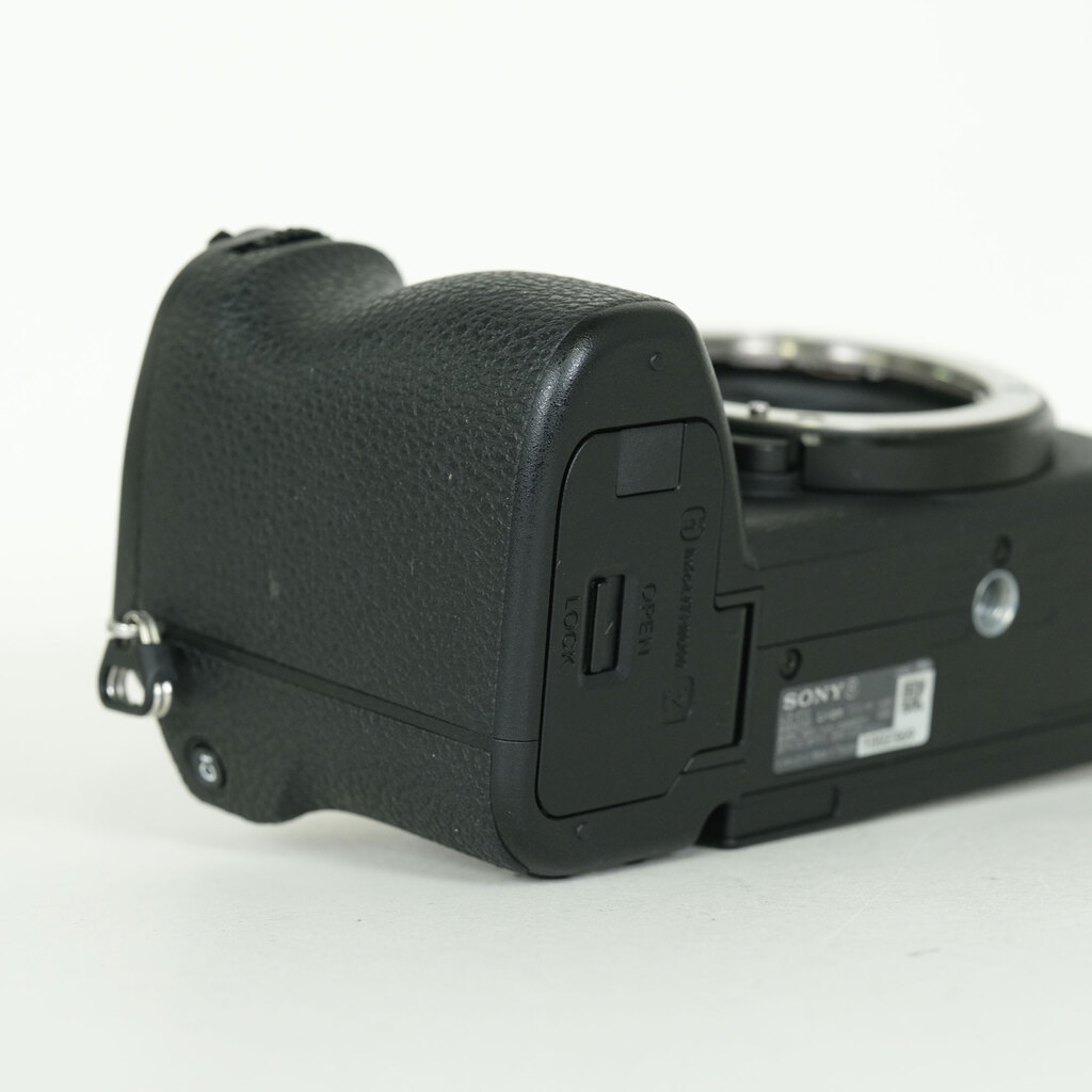 SONY α6700（ILCE-6700）