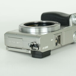 SONY α6000(ILCE-6000) SONY α6000(ILCE-6000)
