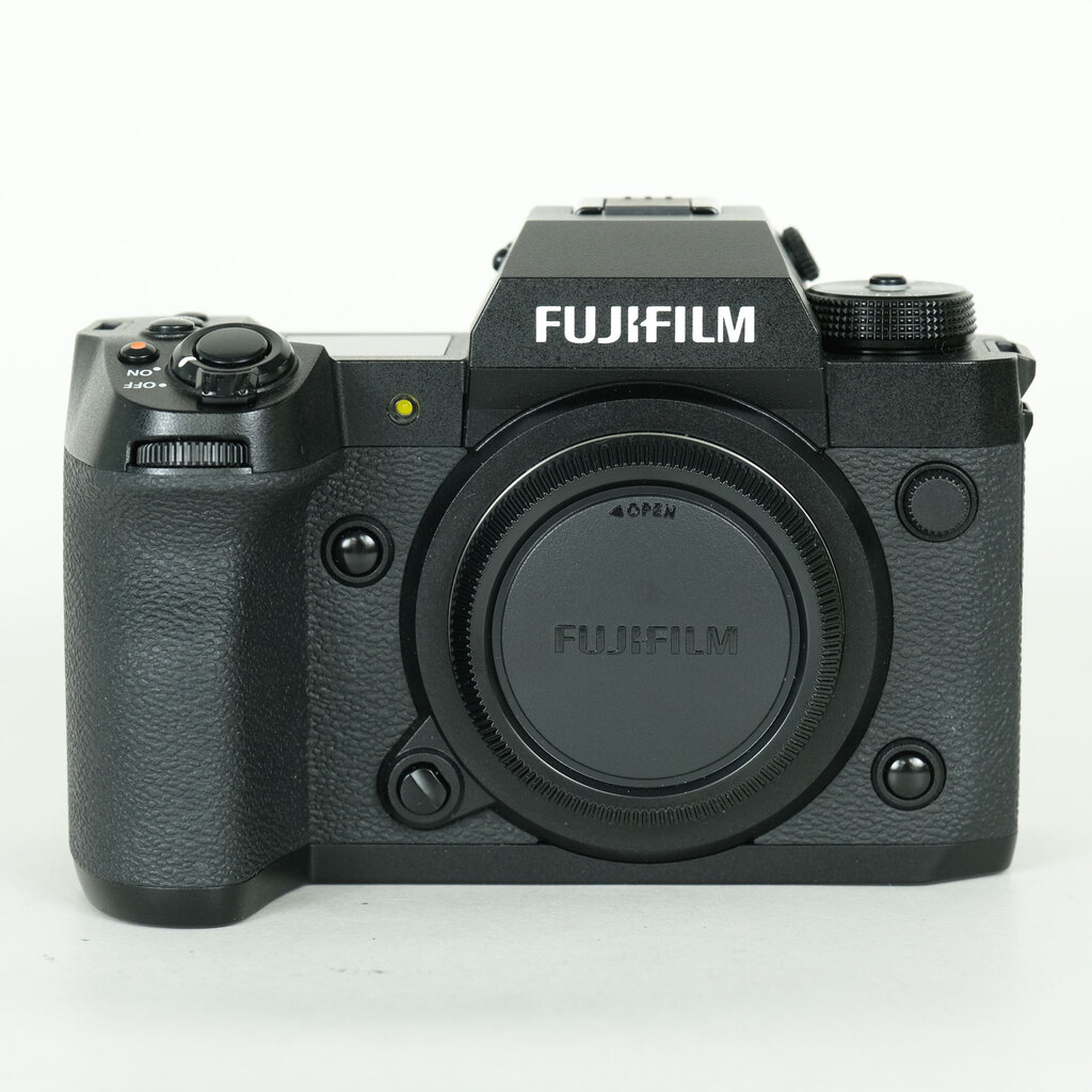 FUJIFILM X-H2 [�{�f�B]