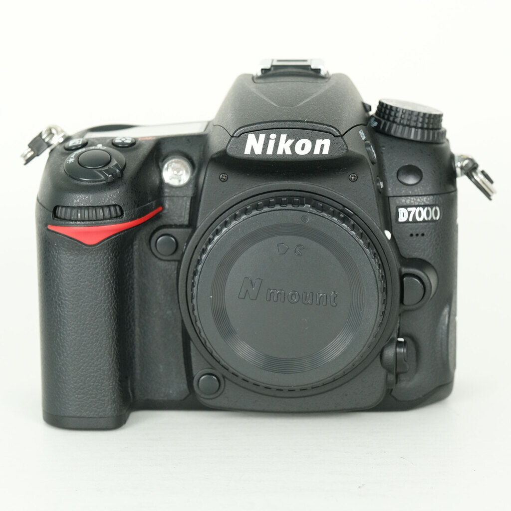 D7000 ボディ 中古価格比較 - 価格.com