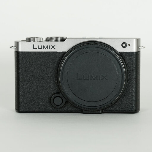 Panasonic LUMIX DC-S9