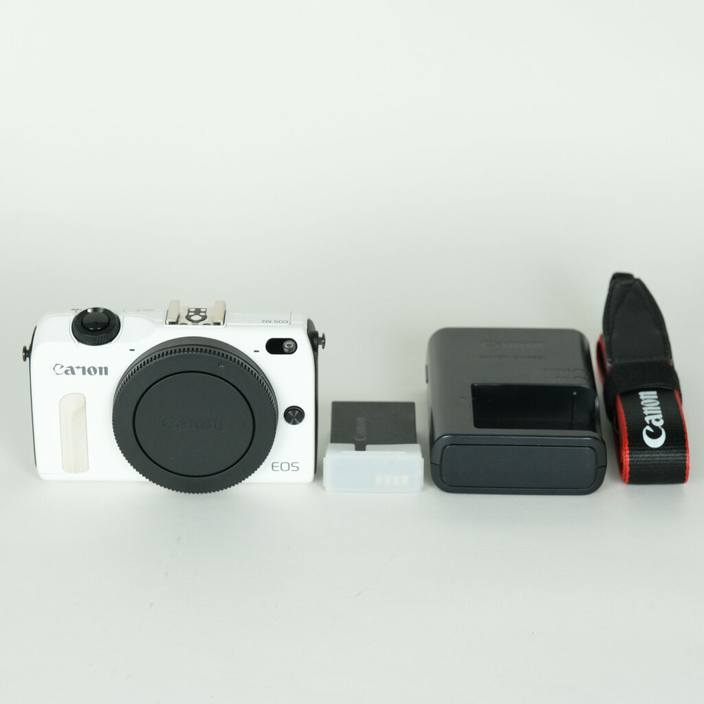 Canon EOS M2 ボディ ホワイトの出品 | ONE SCENE（ワンシーン）