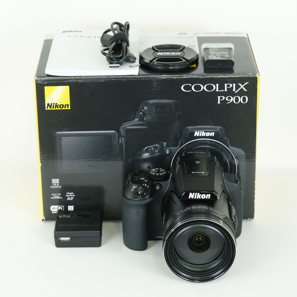 Nikon COOLPIX P900
