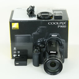 Nikon COOLPIX P900