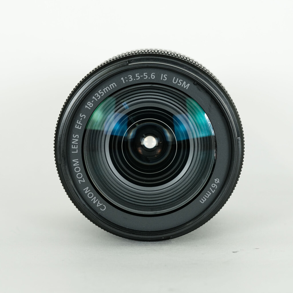 Canon EF-S18-135mm F3.5-5.6 IS USM
