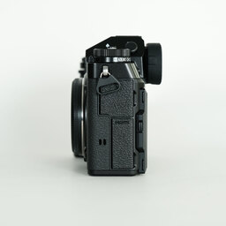 FUJIFILM X-T5