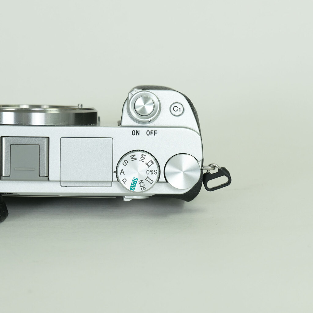 SONY α6400(ILCE-6400) SONY α6400(ILCE-6400)
