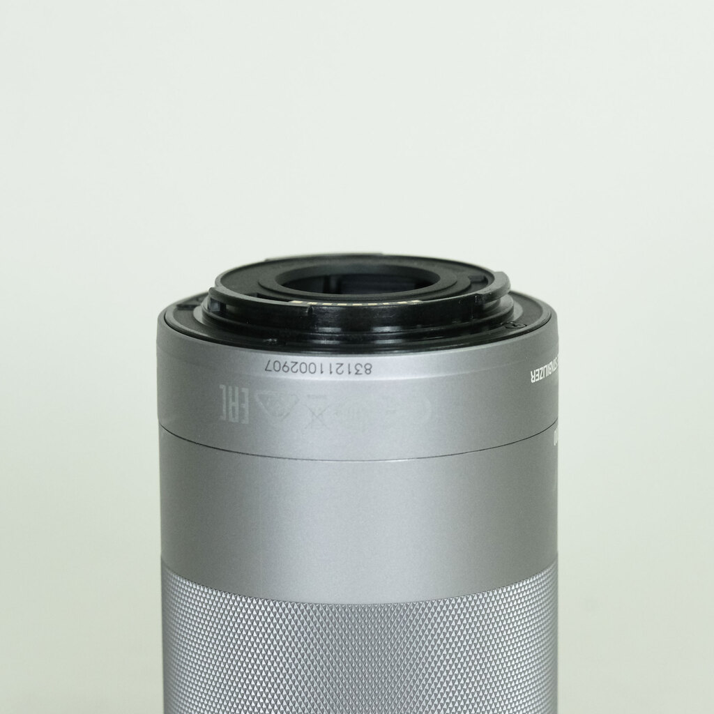 Canon EF-M55-200mm F4.5-6.3 IS STM シルバー