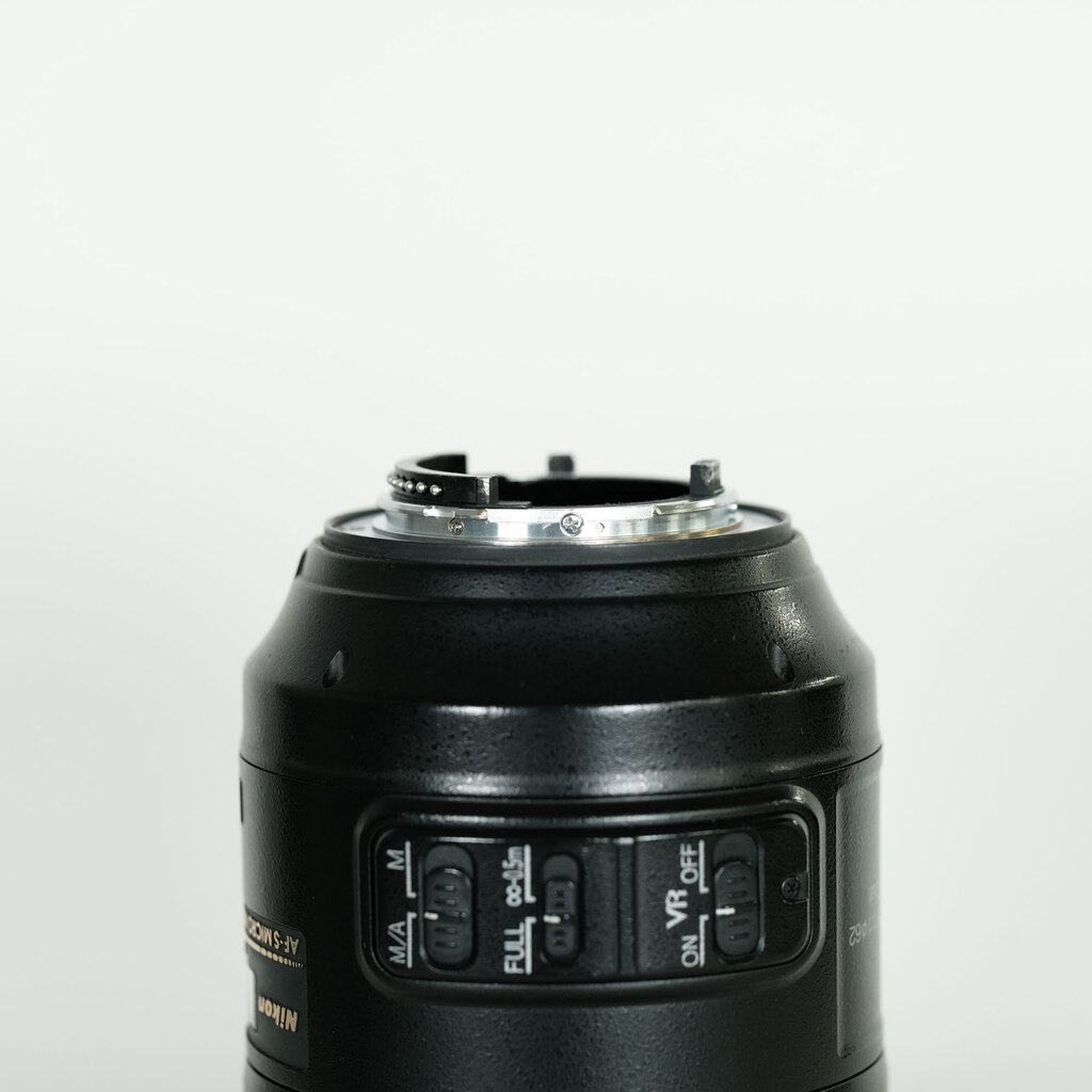 Nikon AF-S VR Micro-Nikkor 105mm f/2.8G IF-ED