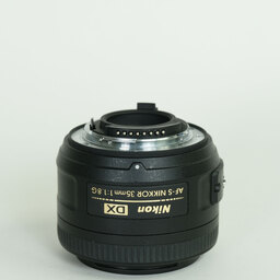 Nikon AF-S DX NIKKOR 35mm f/1.8G