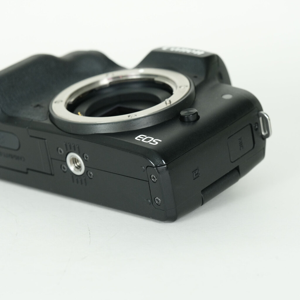 canon kiss m ジャンク品 Canon EOS Kiss Mの出品 | ONE SCENE（ワンシーン）