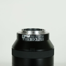 SONY FE 24-240mm F3.5-6.3 OSS SEL24240