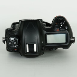 Nikon D5