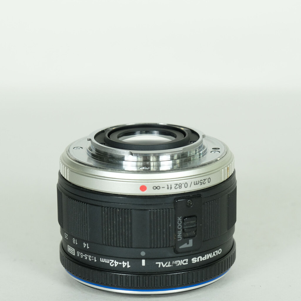 OLYMPUS M.ZUIKO DIGITAL ED 14-42mm F3.5-5.6の出品 | ONE SCENE