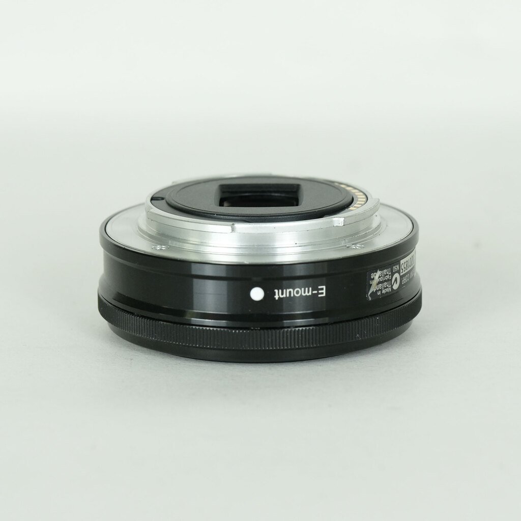 SONY E 20mm F2.8 SEL20F28