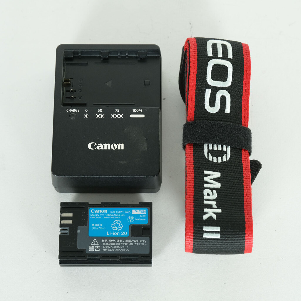 Canon EOS 7D Mark II Canon EOS 7D Mark II