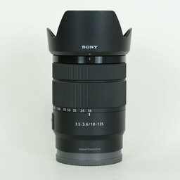 SONY E 18-135mm F3.5-5.6 OSS SEL18135