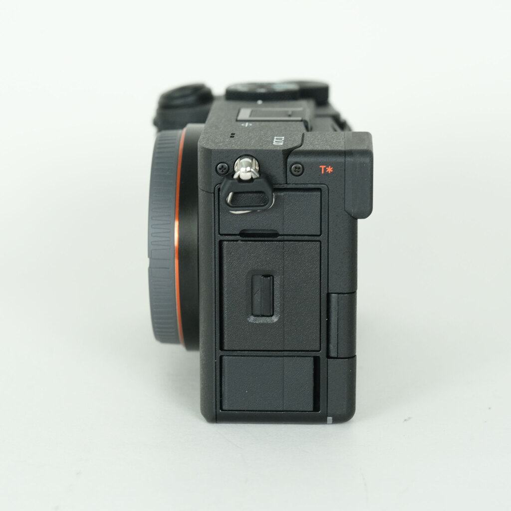 SONY ��7C II�iILCE-7CM2�j [�{�f�B �u���b�N]