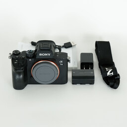 SONY α7 III（ILCE-7M3）