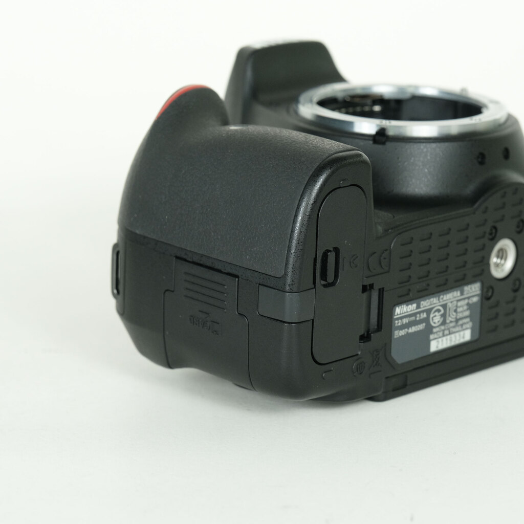 Nikon D5300の出品 | ONE SCENE（ワンシーン）