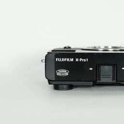 FUJIFILM X-Pro1 FUJIFILM X-Pro1